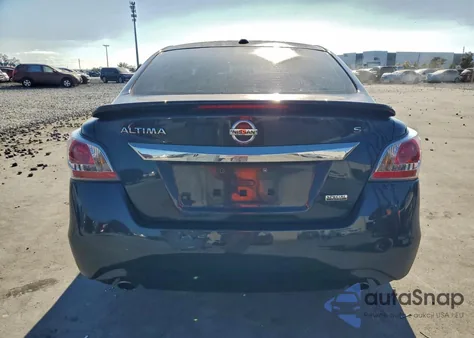 2015 Nissan Altima 2.5 from USA, damaged, VIN 1N4AL3AP2FC471833